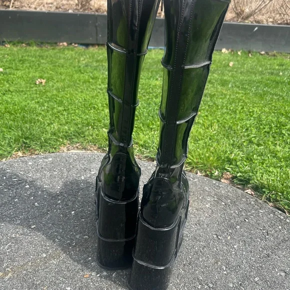 DEMONIA STACK-301 Black Size 8 Patent Finish - Picture 2 of 3